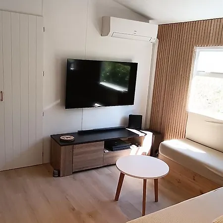 Mobile-home Confort 800m De La *